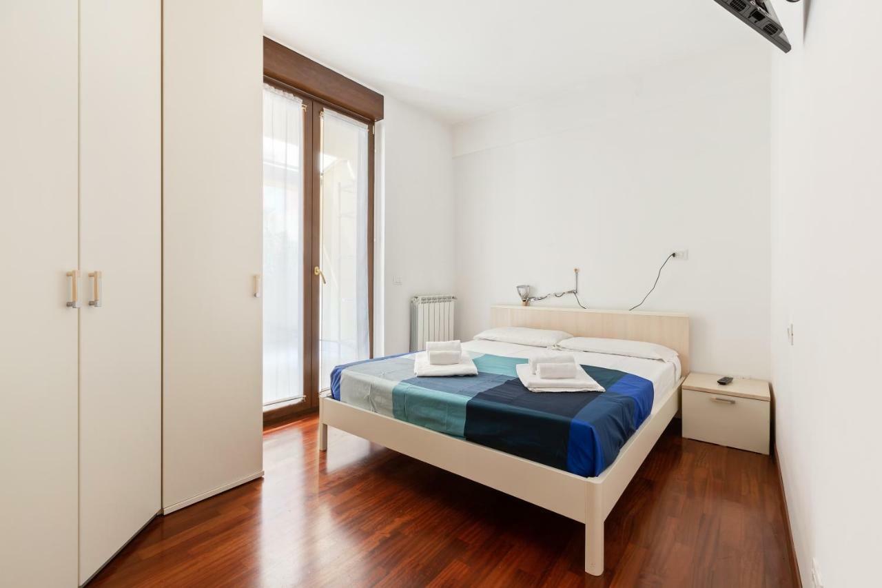 Corsica Huge Terrace Flats Διαμέρισμα Μιλάνο Εξωτερικό φωτογραφία